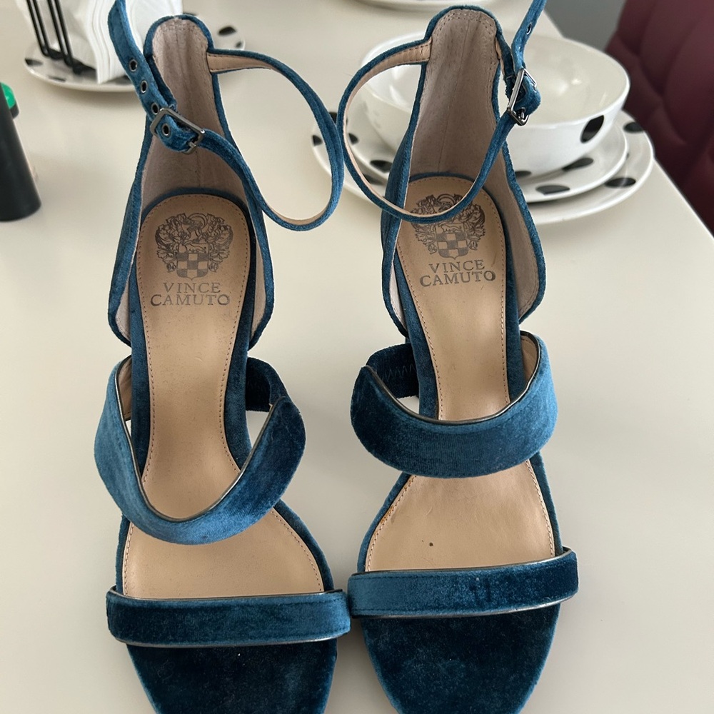 Vince Camuto Velvet Teal Heels - Picture 5 of 5
